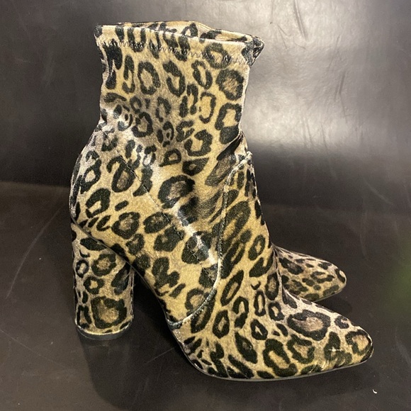 Leopard Sock Booties - Picture 2 of 5
